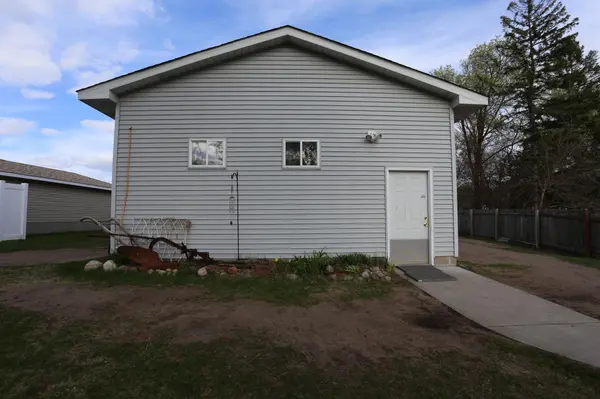 2626 Wingfield AVE, Anoka, MN 55303