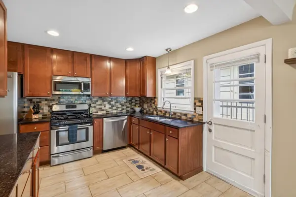 3049 Sumter AVE S, Saint Louis Park, MN 55426
