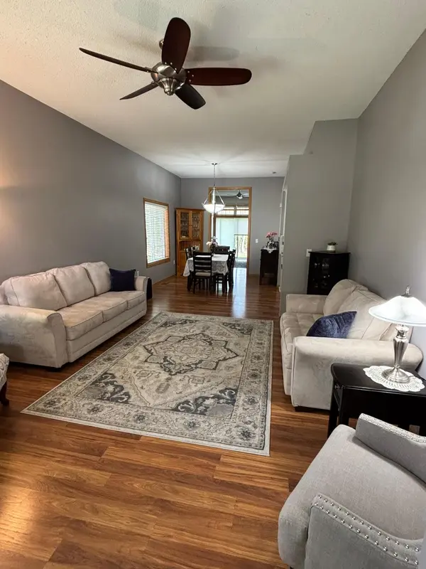10755 Tamarack CIR NW, Coon Rapids, MN 55433