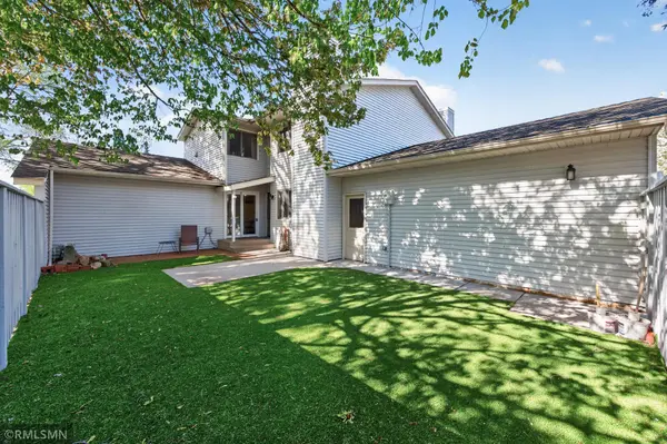 897 Monterey DR, Shoreview, MN 55126