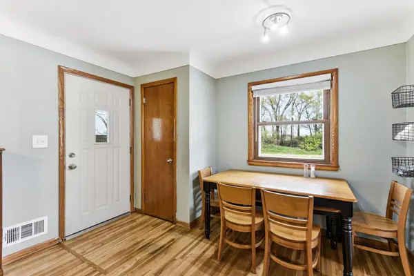 1030 Kenneth ST, Eagan, MN 55121