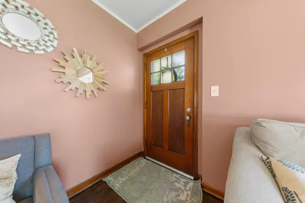 830 Mcknight RD N, Maplewood, MN 55119