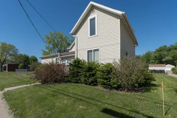 1614 and 1622 3rd AVE, Mankato, MN 56001