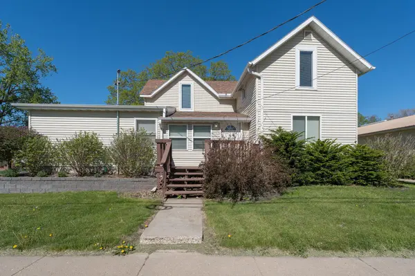 1614 and 1622 3rd AVE, Mankato, MN 56001