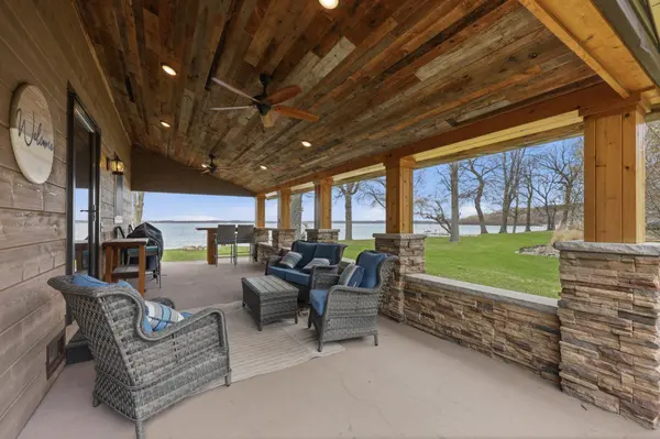 25641 Pierce LN, Pelican Rapids, MN 56572