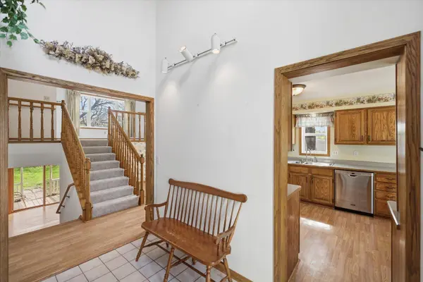 2232 Westedge BLVD, Mound, MN 55364