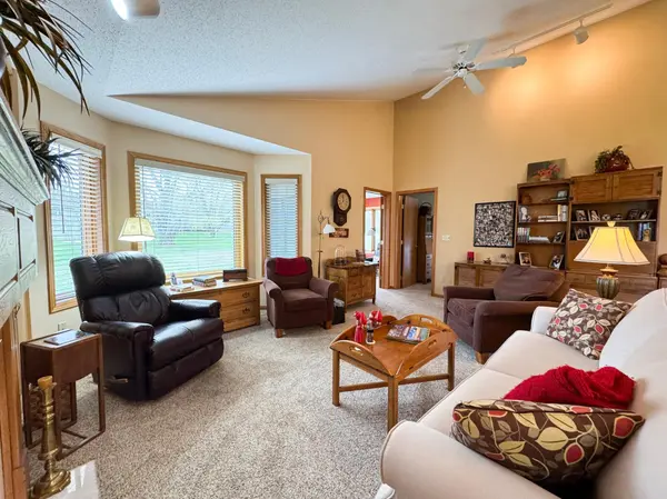 2208 Arrowwood CT, Fergus Falls, MN 56537