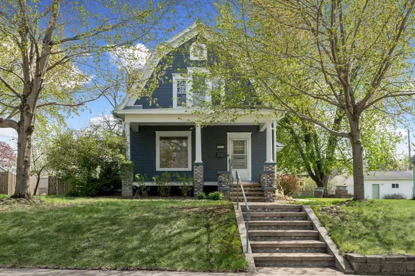 139 E University ST, Owatonna, MN 55060