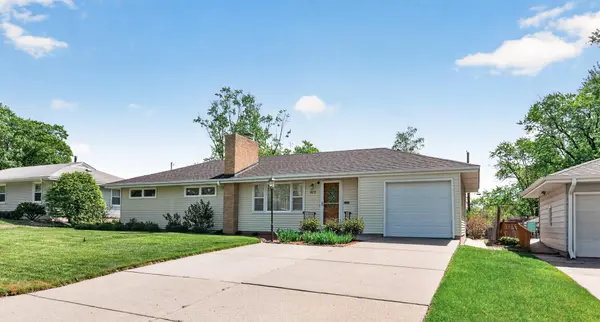 8231 Emerson AVE S, Bloomington, MN 55420
