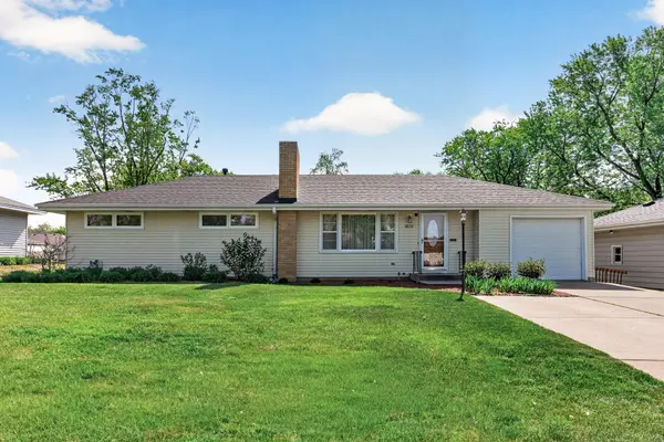 8231 Emerson AVE S, Bloomington, MN 55420