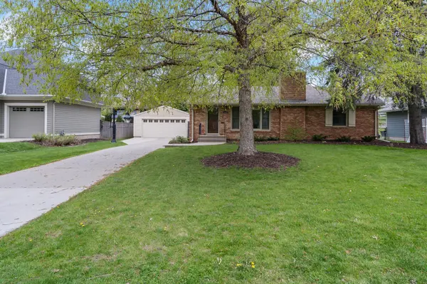 5928 Chowen AVE S, Edina, MN 55410