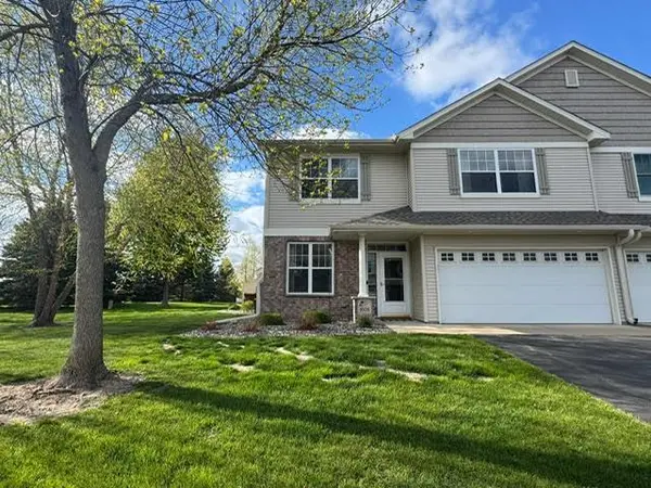 1609 Independence DR #910, Northfield, MN 55057