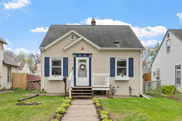 264 Haskell ST E, West Saint Paul, MN 55118
