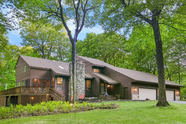 6365 Virginia DR, Victoria, MN 55331