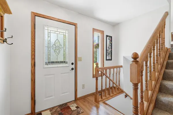 1087 Tanney LN, Hudson, WI 54016