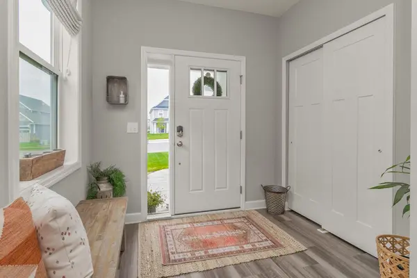 10852 Harbor LN N, Maple Grove, MN 55369