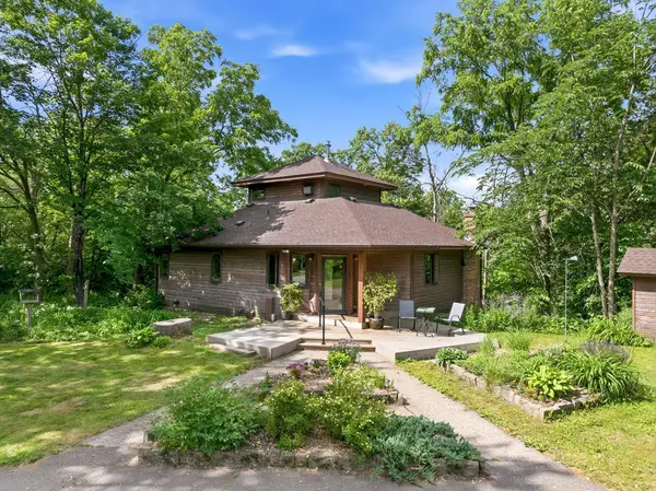 2670 310th ST, Cannon Falls, MN 55009