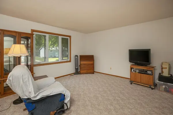 1811 43rd ST NW, Rochester, MN 55901