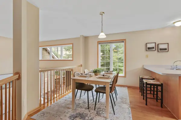 2100 Hunter Hill CT, Hudson, WI 54016