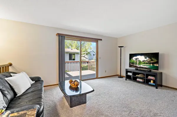 9031 Magnolia LN N, Maple Grove, MN 55369