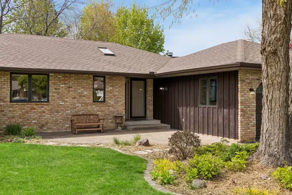 4669 Mackubin ST, Shoreview, MN 55126