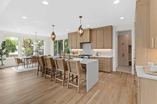 6100 Abbott AVE S, Edina, MN 55410