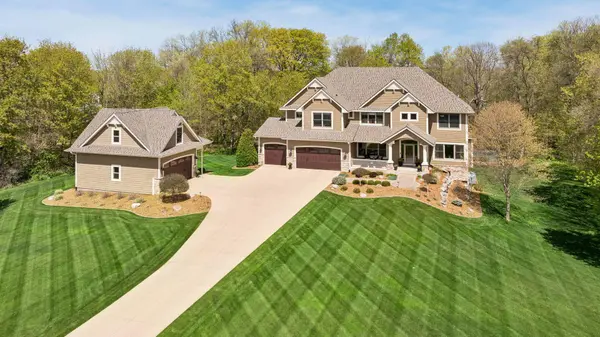 10020 Holloway Farms RD, Loretto, MN 55357