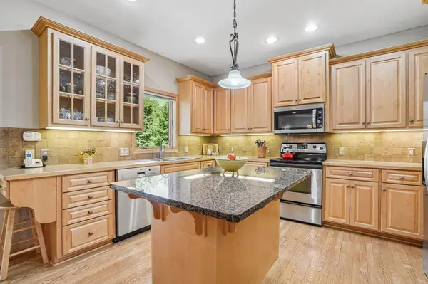 1325 Alton LN, Hammond, WI 54015