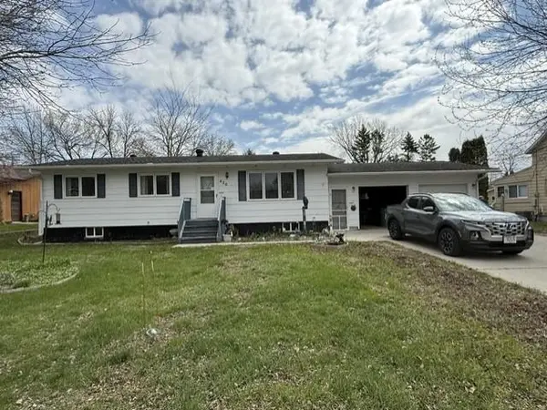420 12th ST N,  Breckenridge,  MN 56520