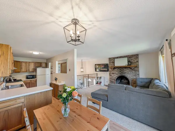 1648 Hickory LN, Eagan, MN 55122