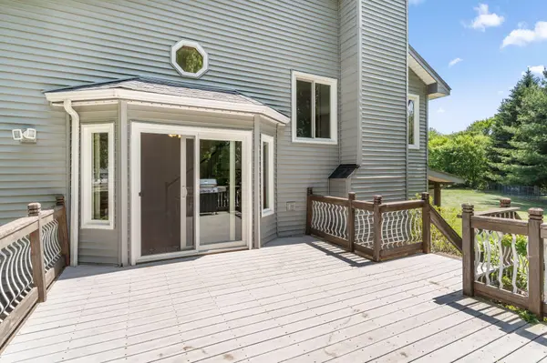 1590 Goose Lake RD, Gem Lake, MN 55110