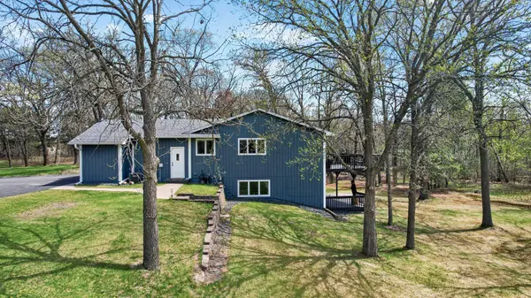2822 286th LN NW, Isanti, MN 55040