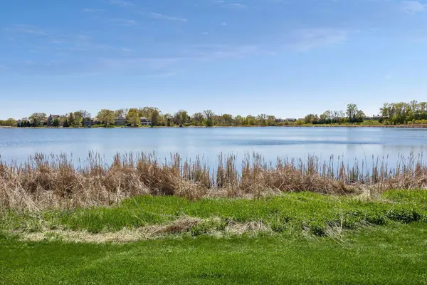1636 Waterbury, Waconia, MN 55387