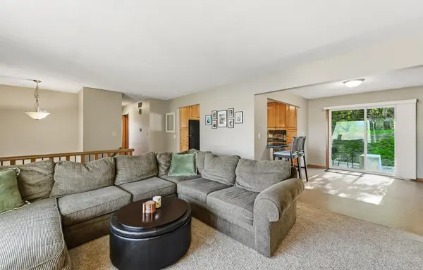 2332 11th AVE NW, Rochester, MN 55901