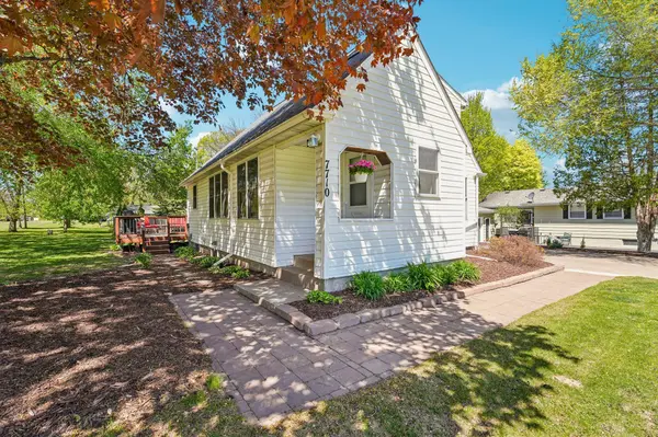 7710 Groveland RD, Mounds View, MN 55112