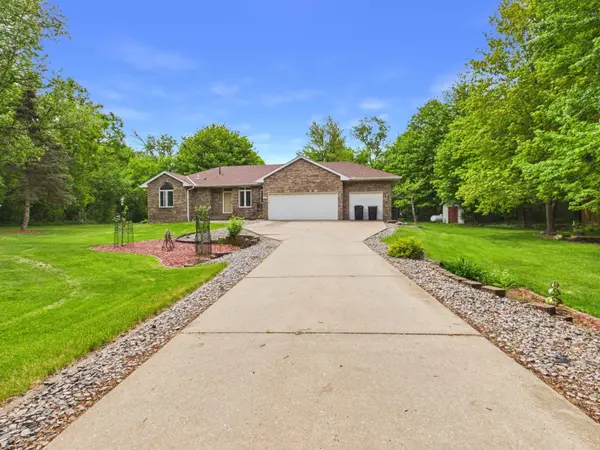 2950 241st AVE NW, Saint Francis, MN 55070