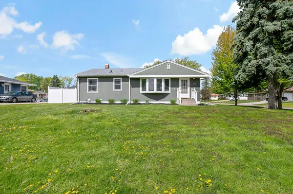 2753 Delaware AVE, North Saint Paul, MN 55109