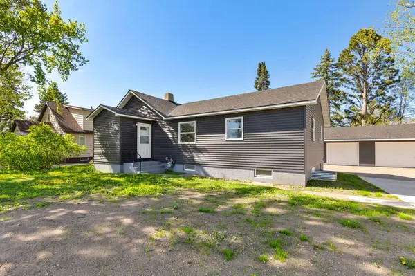 508 20th ST NW, Faribault, MN 55021