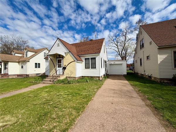 502 Mansfield ST, Chippewa Falls, WI 54729