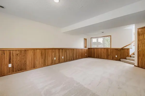 122 Alva ST, Waconia, MN 55387