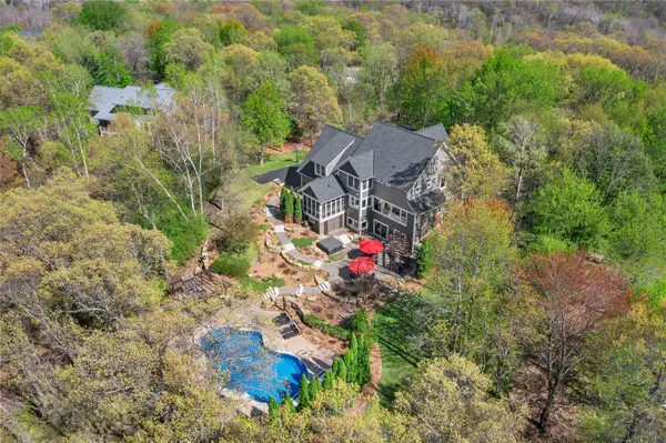 896 Highlander TRL, Hudson, WI 54016