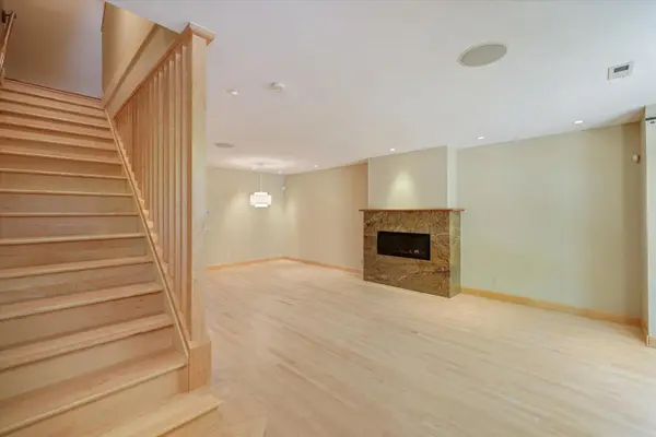 217 Bank ST SE, Minneapolis, MN 55414