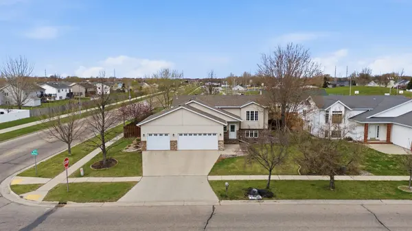 1626 16th ST E, West Fargo, ND 58078