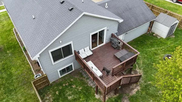 546 6th ST SW, Pine Island, MN 55963