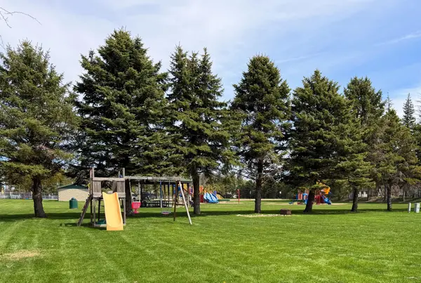 480 1st ST E, Tracy, MN 56175