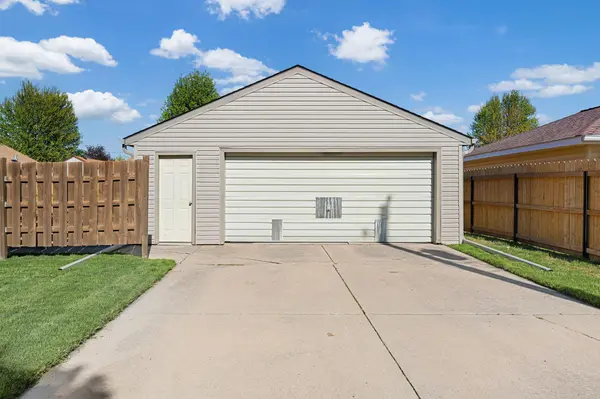 1900 5th AVE SE, Austin, MN 55912
