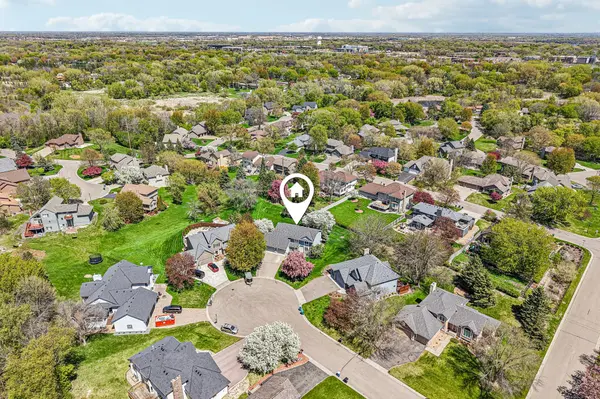 6262 Fernbrook LN N, Maple Grove, MN 55311