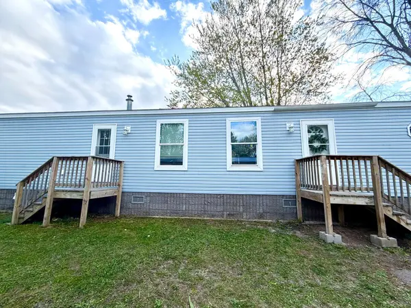 329 Cimarron, Lake Elmo, MN 55042