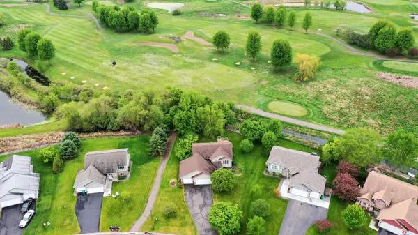 5487 Kahler DR NE, Albertville, MN 55301
