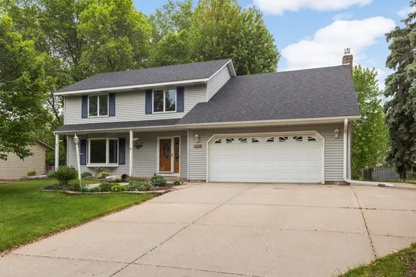 1705 James CT, Burnsville, MN 55337